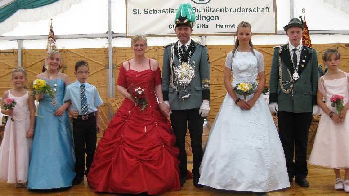 v.l.n.r.: Johann, Christina Milke, Daniel Jonas, Ellen und Manfred Mielke, Jessica Wolf, Tobias Mielke, und Celina Wolf